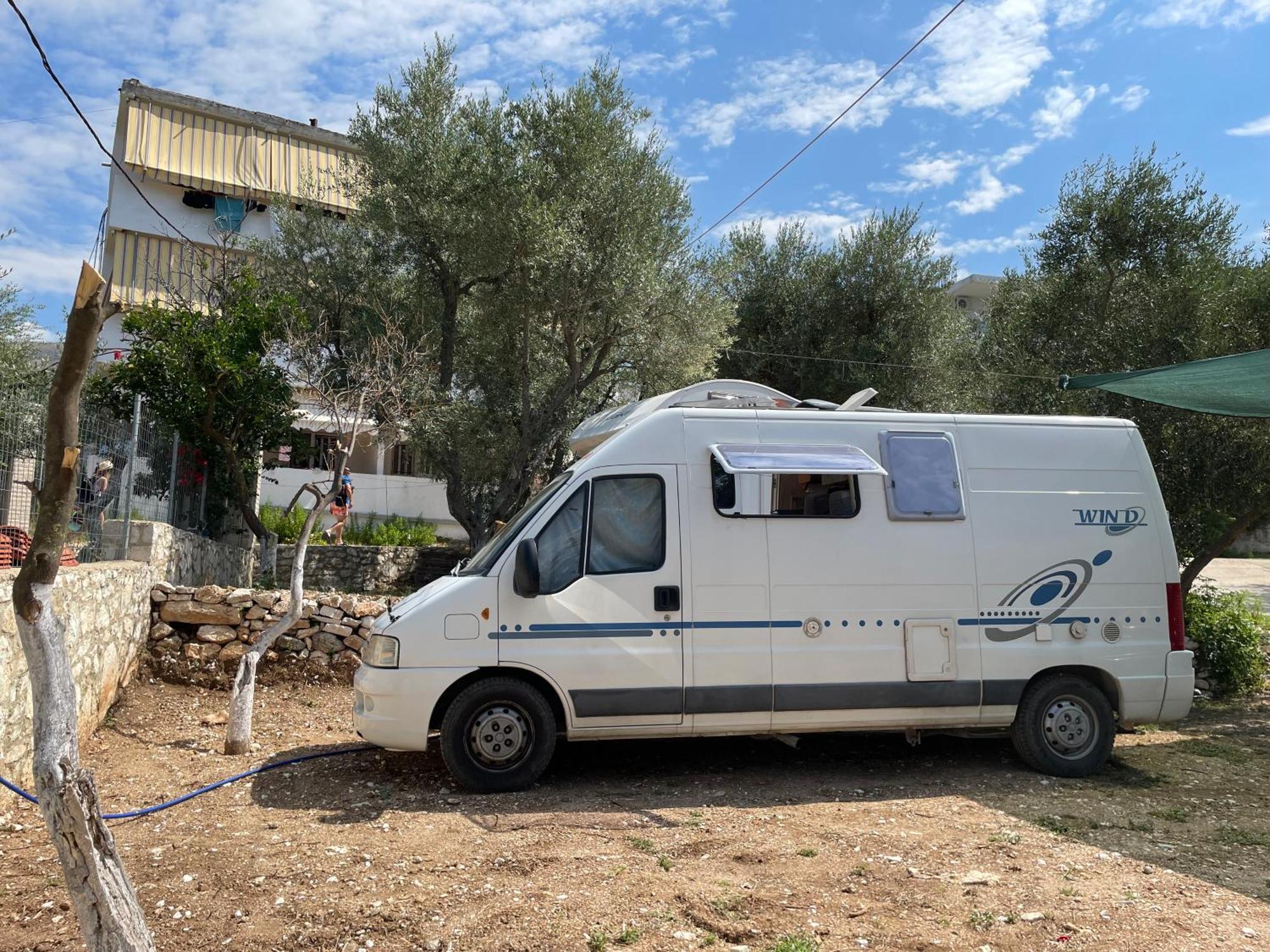 Olive Camping Himare Exterior photo